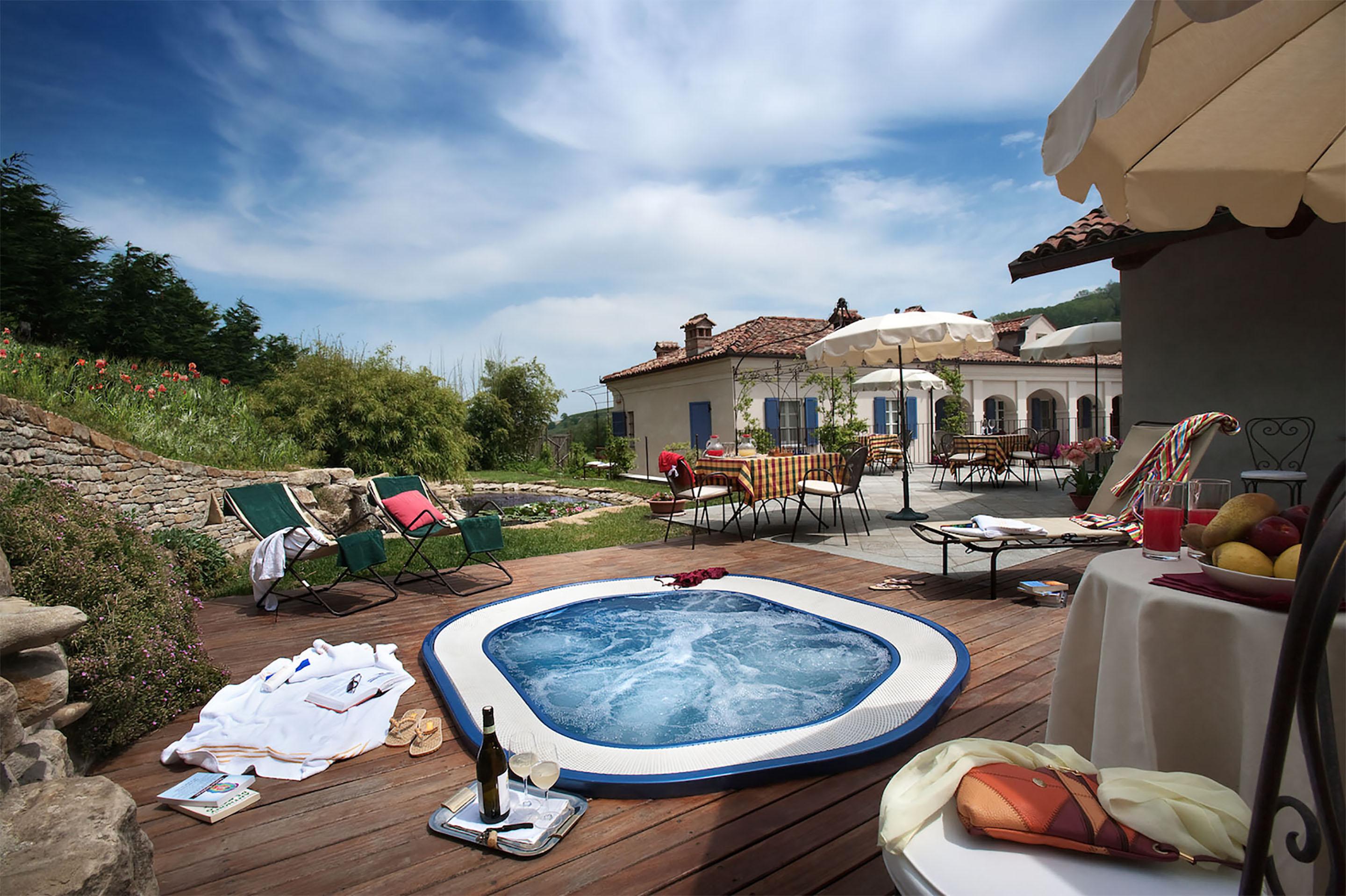 Marcarini Agriturismo Neviglie エクステリア 写真