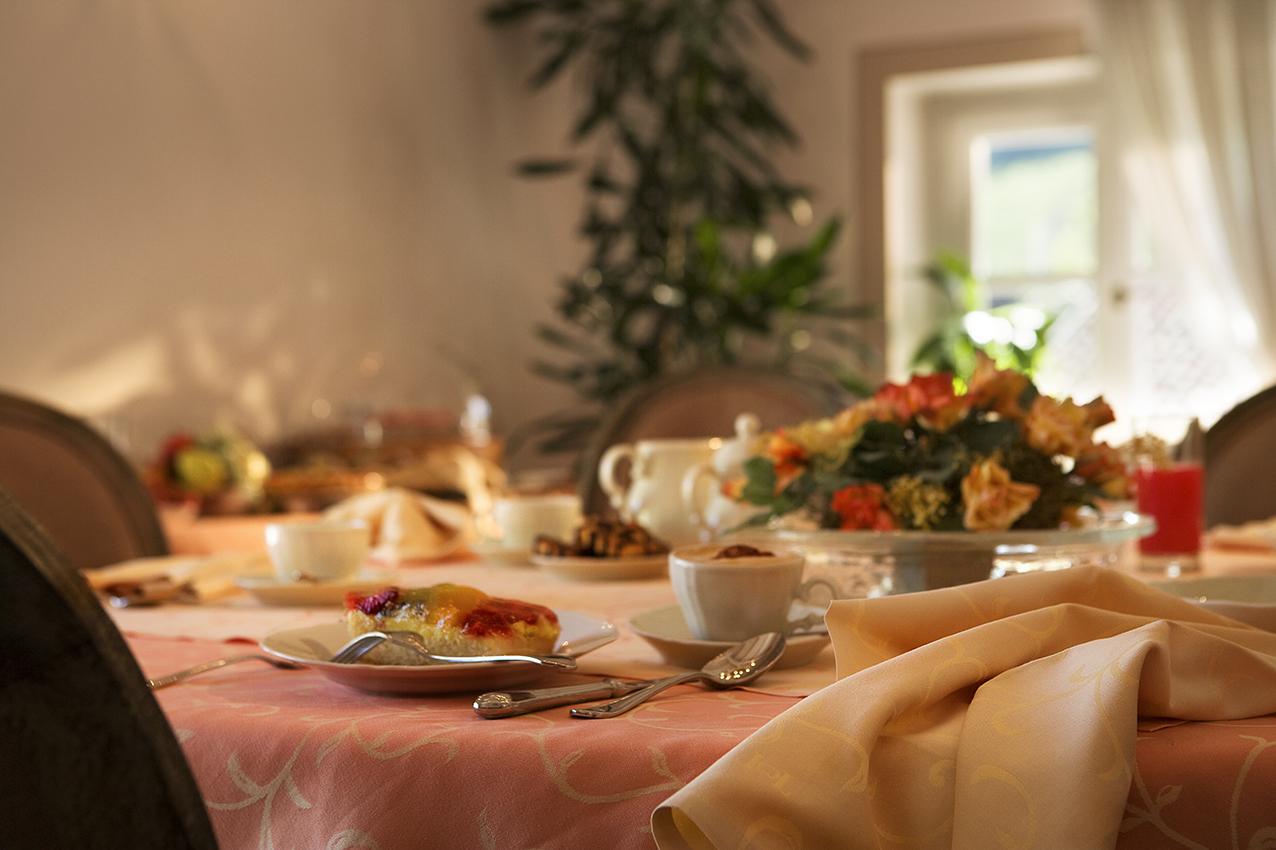 Marcarini Agriturismo Neviglie エクステリア 写真