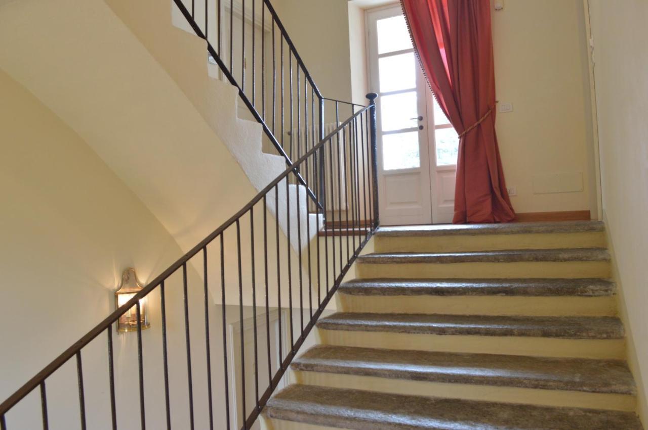 Marcarini Agriturismo Neviglie エクステリア 写真