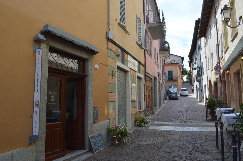 Marcarini Agriturismo Neviglie エクステリア 写真
